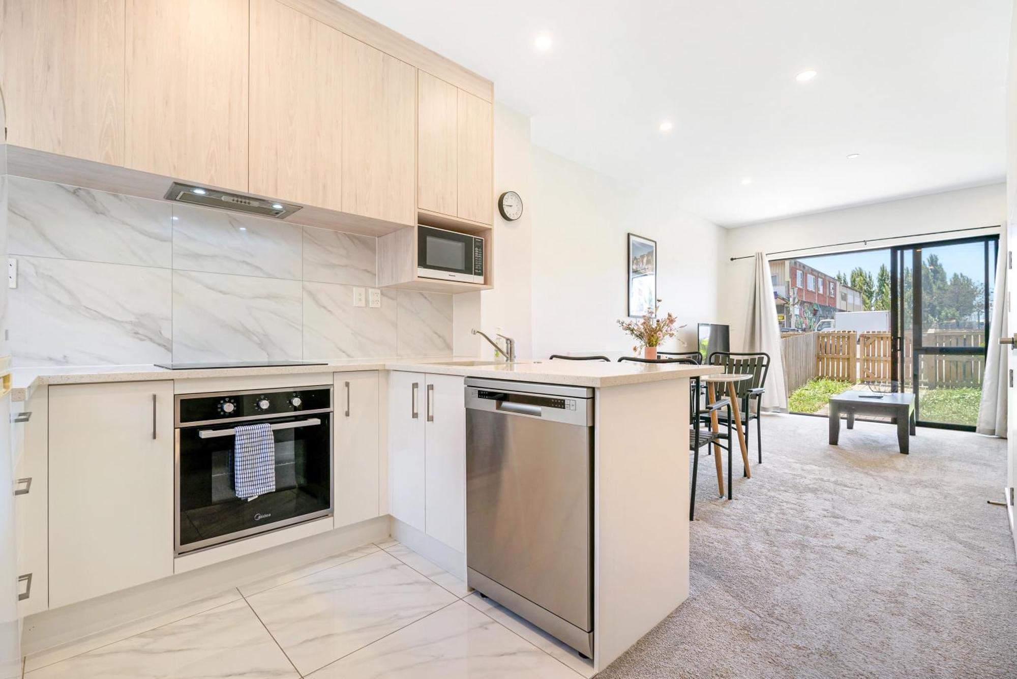 Вилла Cozy Brand New Townhouse 8 Окленд Экстерьер фото